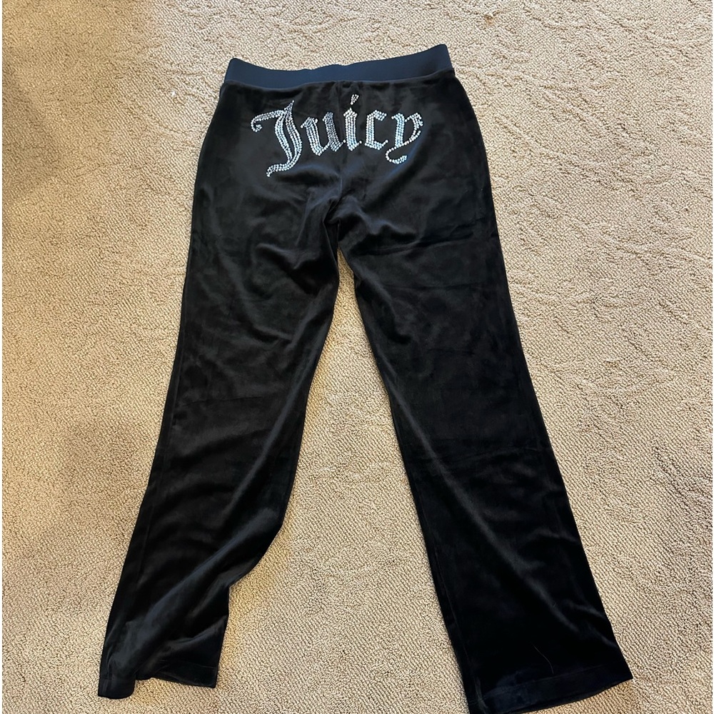 Juicy sweat pants and jacket  pants size small jacket medium. Never worn new